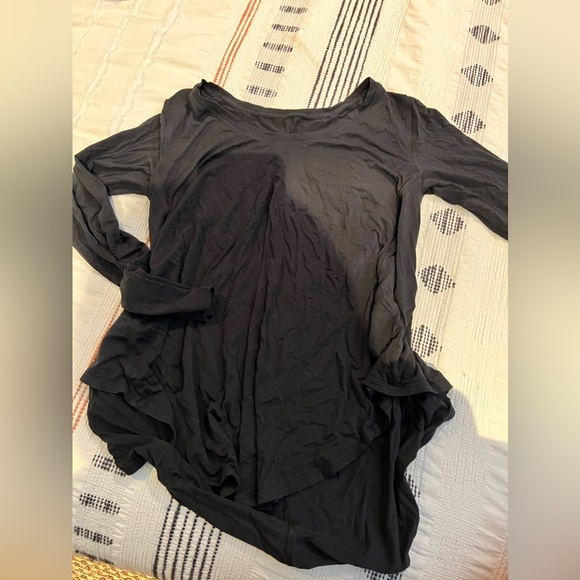Lululemon long sleeve ! - Picture 1 of 2
